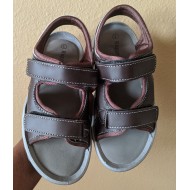 Rugged Bear Brown Arched Cutout Sandal - Boys